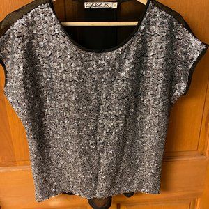 Chloe K Women's Sleeveless Black/Silver Top/Blouse Size Small In Great Shape!!